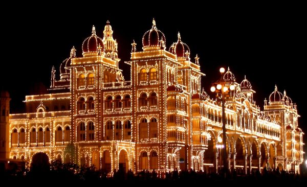 Mysore_Palace_.jpg